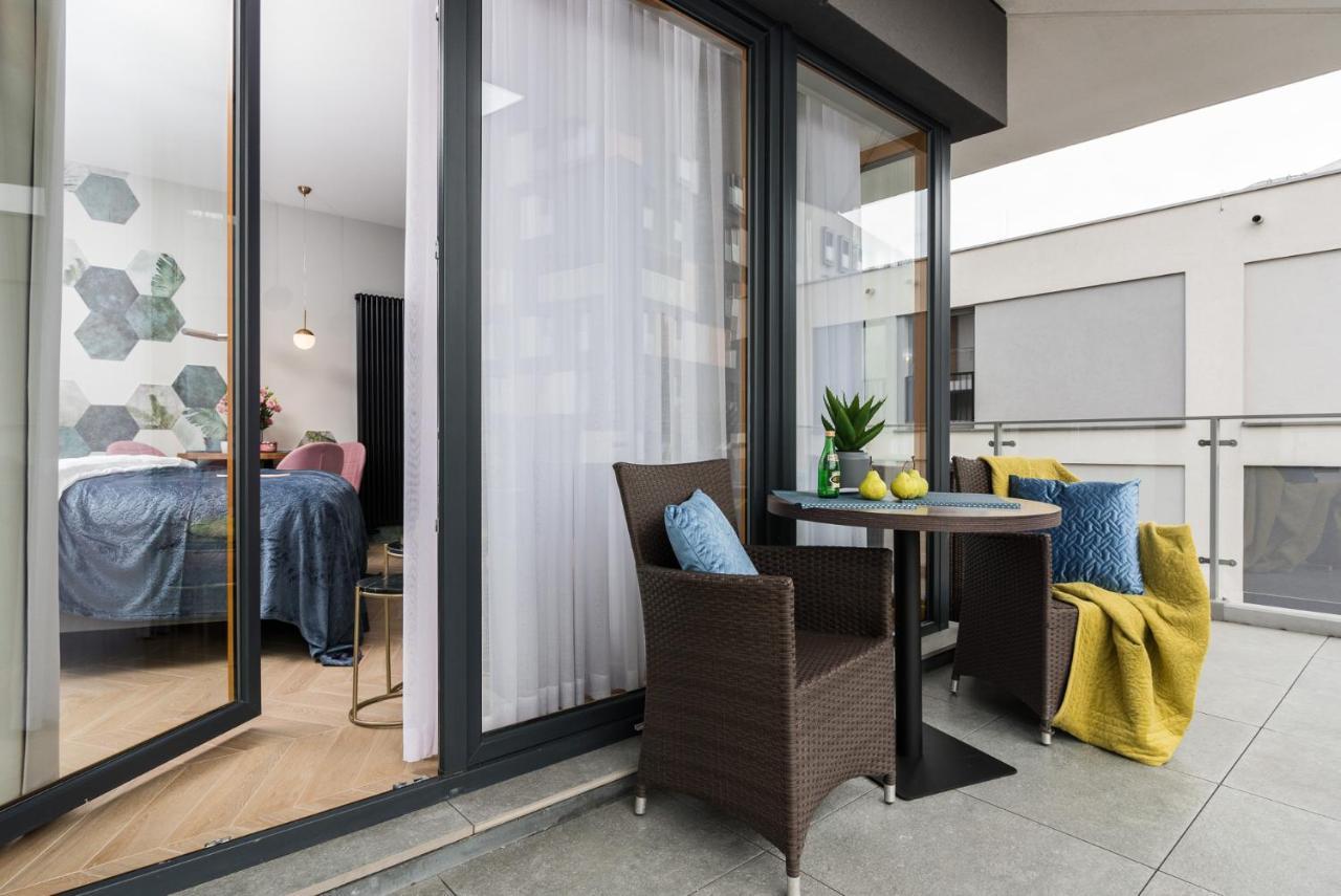 Neartopl Rakowicka Apartments Parking Krakow Luaran gambar